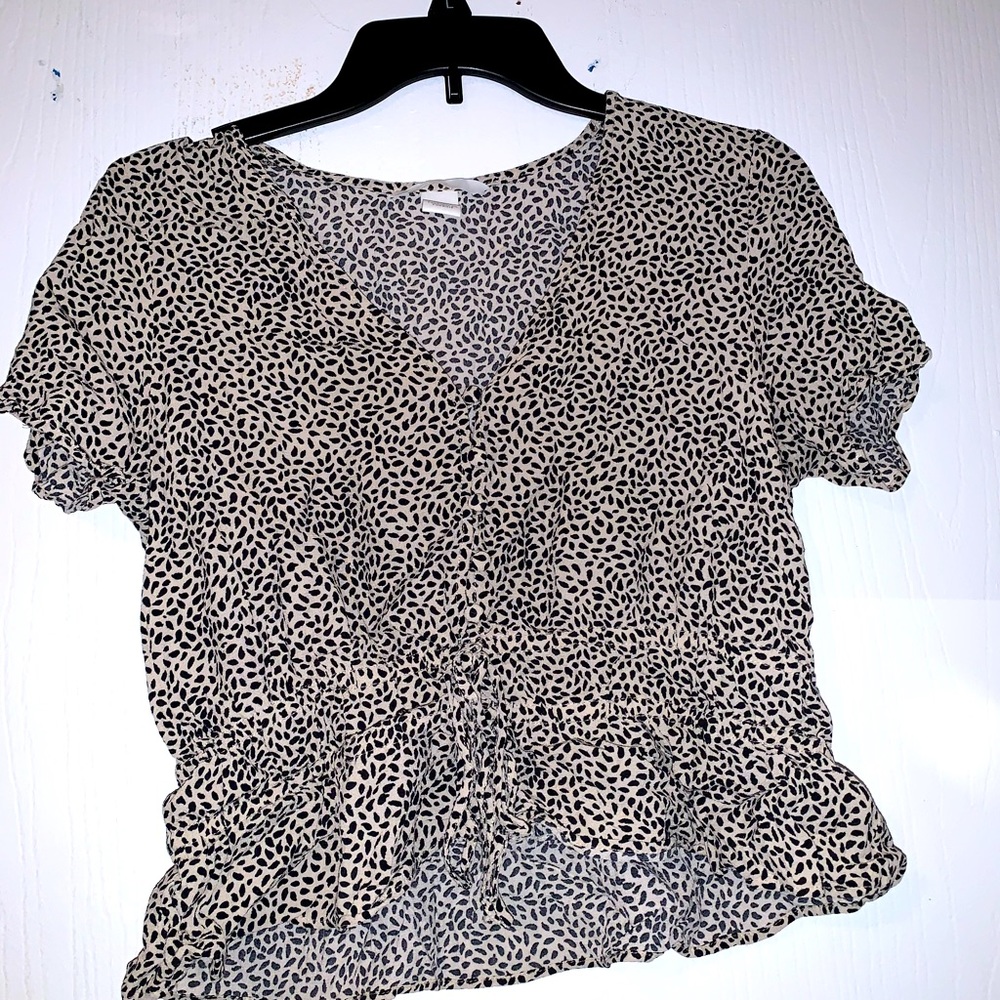 Women’s patterned top